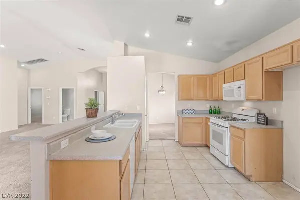 4112 Mattray Street, North Las Vegas, NV 89032