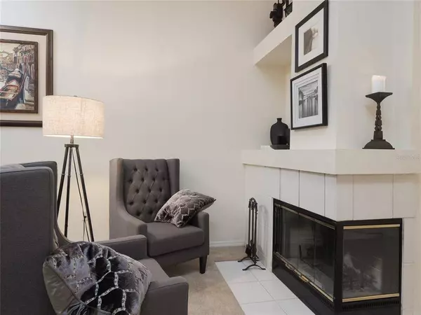 4136 NW 34TH DR, Gainesville, FL 32605