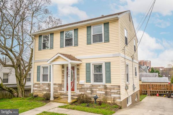 1740 N CULPEPER ST, Arlington, VA 22207