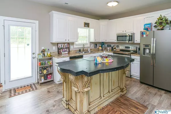 404 Orvil Smith Road, Harvest, AL 35749