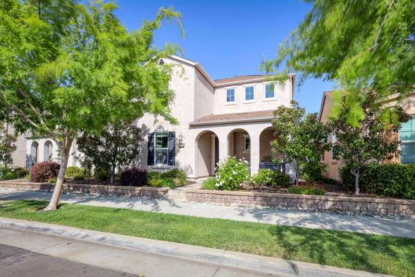 3129 Village Center Dr, Roseville, CA 95747