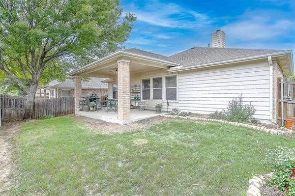 6609 Chalk River Drive, Fort Worth, TX 76179