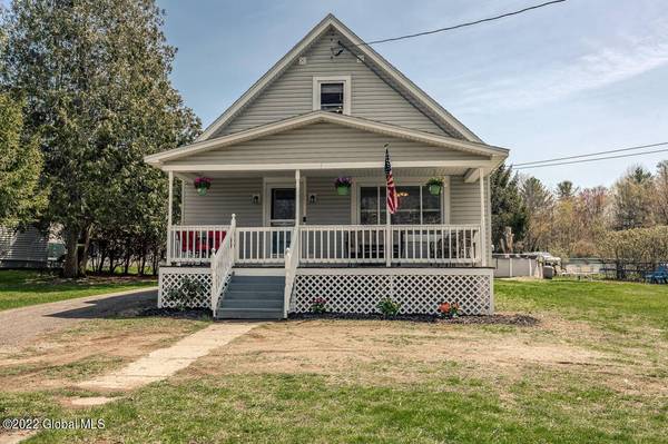 68 Chuctanunda  ST, Hagaman, NY 12086