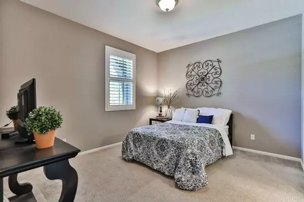 1876 Champagne CT #6, Chula Vista, CA 91913