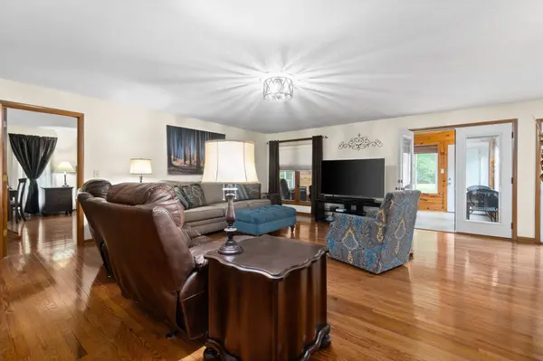 3760 Pondywood Rd, Adams, TN 37010