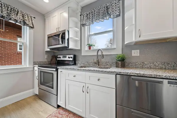 269 Mast RD, Manchester, NH 03102