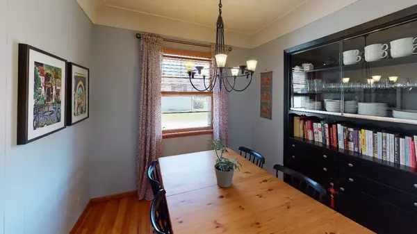 920 Cypress ST S, Cambridge, MN 55008