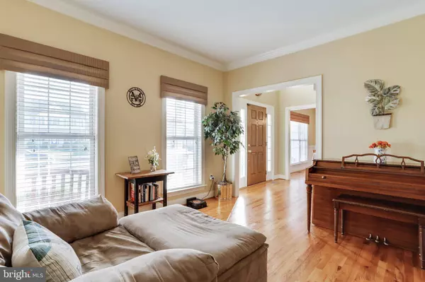 213 COOL SPRING DR, Stephens City, VA 22655