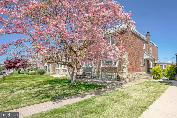 2123 VISTA ST, Philadelphia, PA 19152