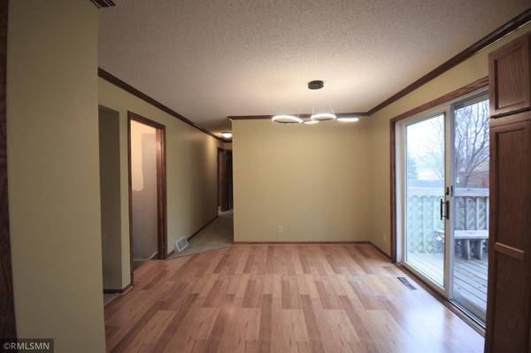 1185 Klein DR, Hammond, WI 54015