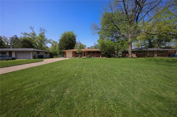 938 BRISTOL RD, Carmel, IN 46280