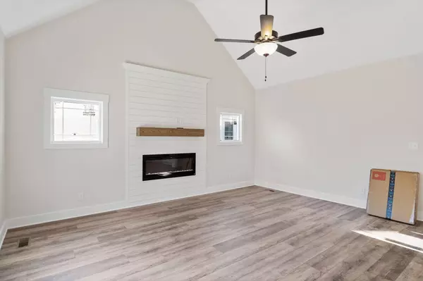 185 Sherlock Drive, Clarksville, TN 37043