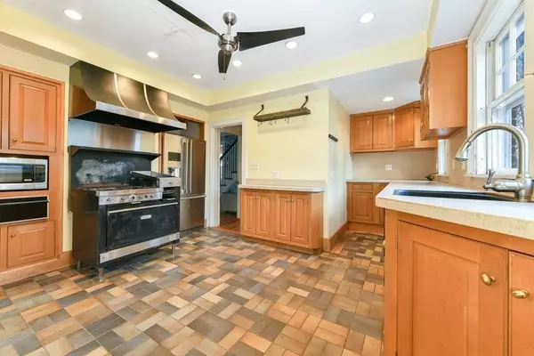 50 Moraine St, Boston, MA 02130