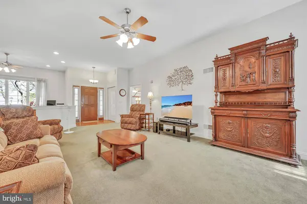 26 OAK KNOLL CIR, Lebanon, PA 17042