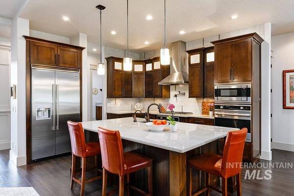 2285 W San Remo Dr, Meridian, ID 83646