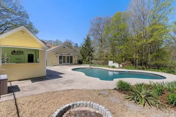 65 Bridge, West Newbury, MA 01985