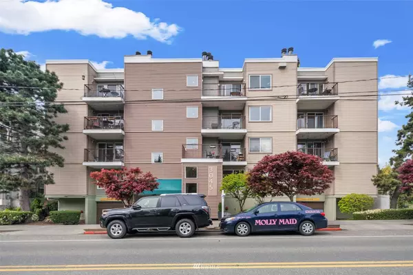 3045 20th AVE W #203, Seattle, WA 98199