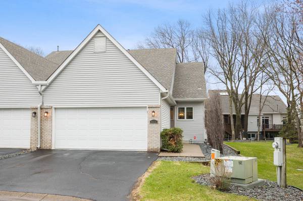 9575 Juniper ST NW, Coon Rapids, MN 55433