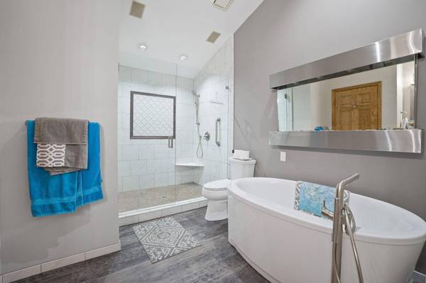 9575 Juniper ST NW, Coon Rapids, MN 55433