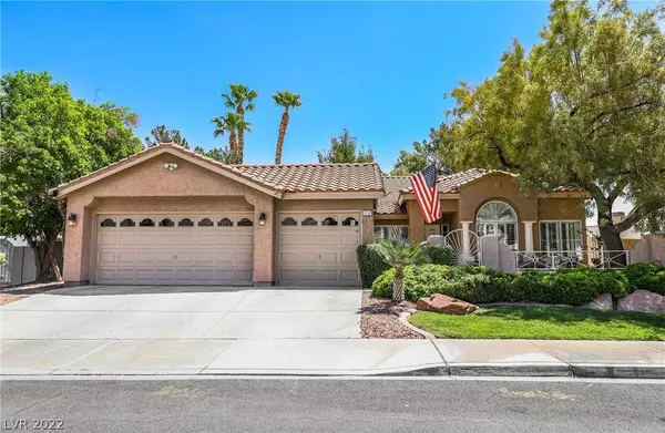 2116 White Falls Street