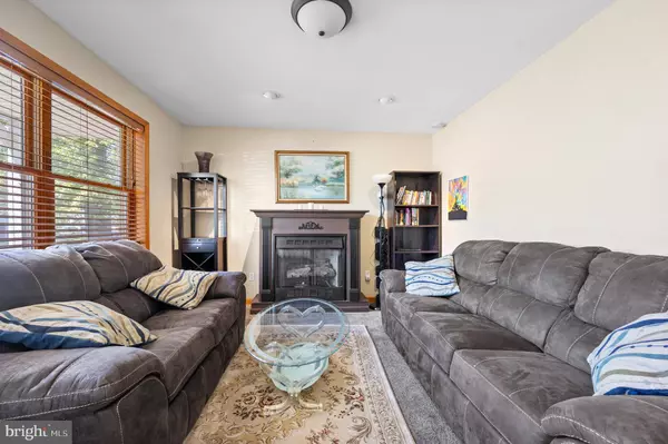 3601 WINDSOR DR, Bensalem, PA 19020