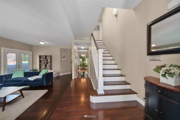 405 Cherry ST E, Tacoma, WA 98445