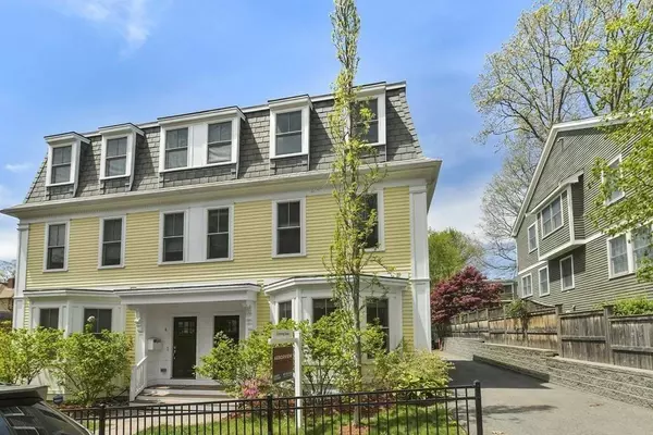 8 Cheshire #8, Boston, MA 02130