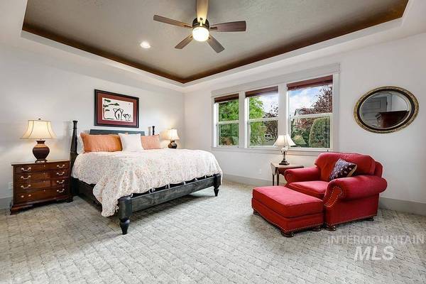 2285 W San Remo Dr, Meridian, ID 83646