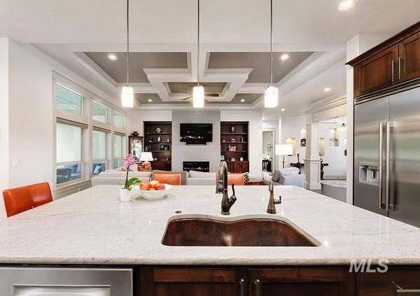 2285 W San Remo Dr, Meridian, ID 83646