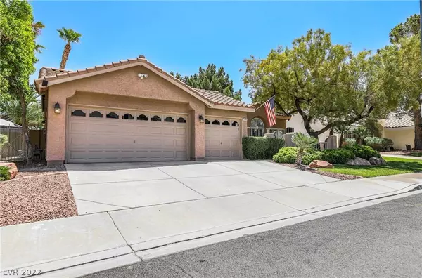 2116 White Falls Street, Las Vegas, NV 89128