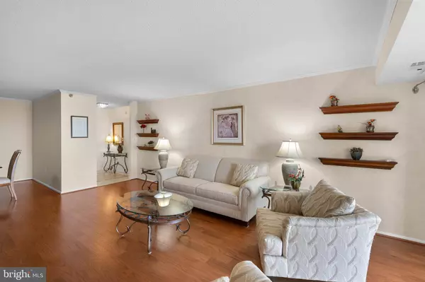 15115 INTERLACHEN DR #3-1015, Silver Spring, MD 20906