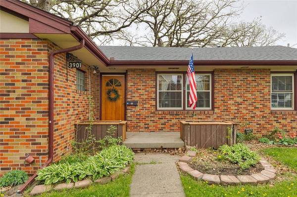 3901 11th Street, Des Moines, IA 50313