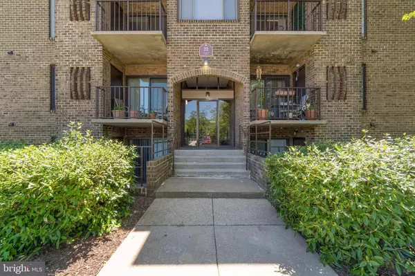 22 SILVERWOOD CIR #6