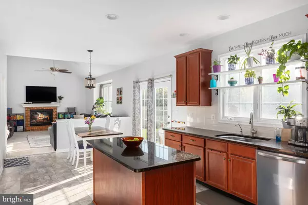 2321 STONERIDGE RD, Winchester, VA 22601