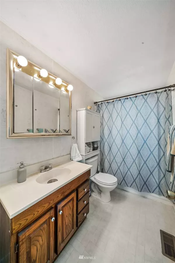 2314 155th Street Ct E, Tacoma, WA 98445