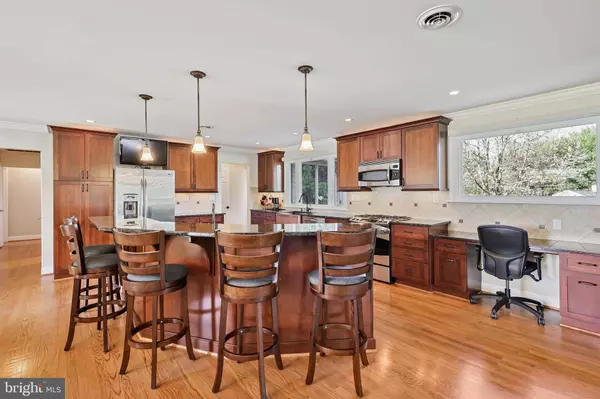 2406 MOUNT HEBRON DR, Ellicott City, MD 21042