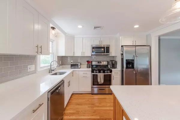 185 Brimbal Ave, Beverly, MA 01915