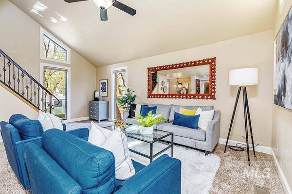 2411 W Compass Dr, Boise, ID 83702