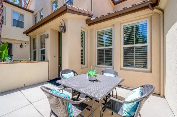 97 Winding WAY, Irvine, CA 92620