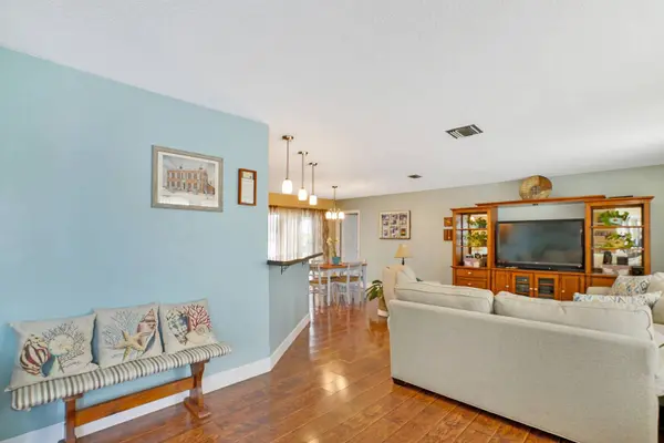 80 W Palmetto RD, Lake Worth, FL 33467