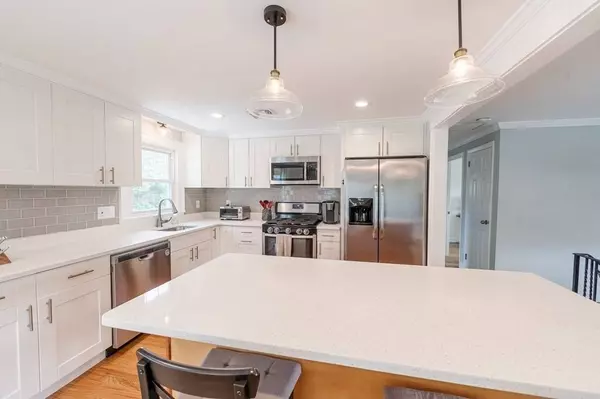 185 Brimbal Ave, Beverly, MA 01915