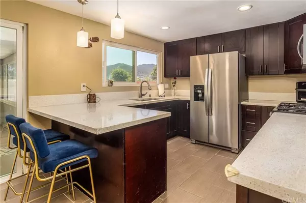 8409 Carlton Oaks DR, Santee, CA 92071