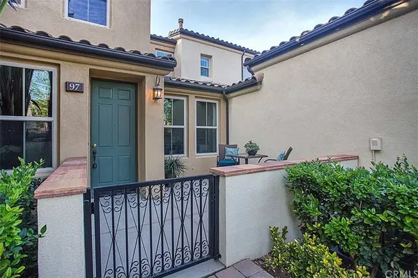 97 Winding WAY, Irvine, CA 92620