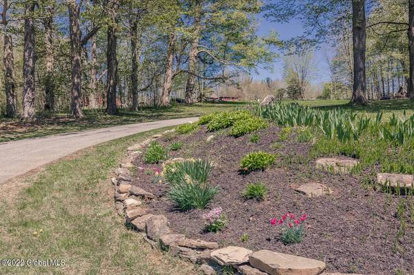 1086 West Line  RD, Charlton, NY 12019