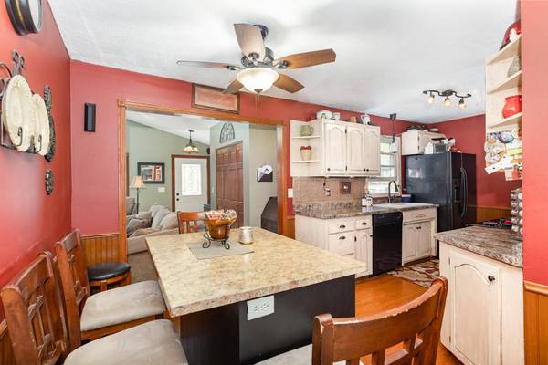 5624 Ozark AVE N, Oak Park Heights, MN 55082