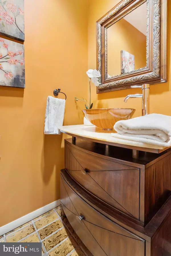 4315 WORTHINGTON AVE, Glyndon, MD 21071