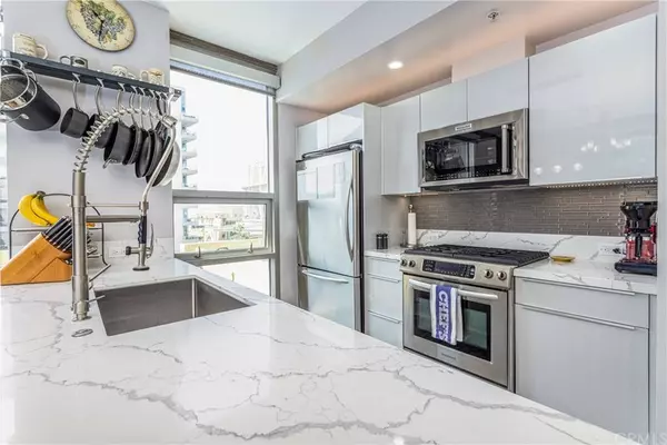 321 10th AVE #707, San Diego, CA 92101