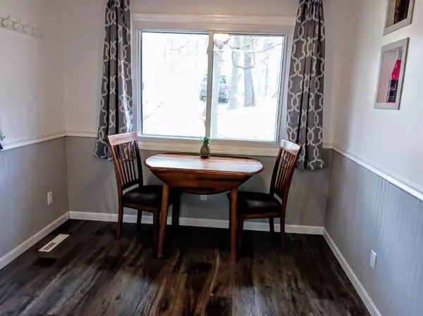 18562 Captive Lake RD, Garrison, MN 56450