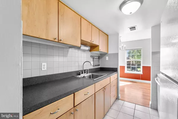 8747 HAYSHED LN #1-5, Columbia, MD 21045