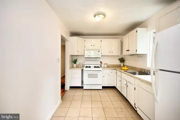 121 POST RD, Aberdeen, MD 21001